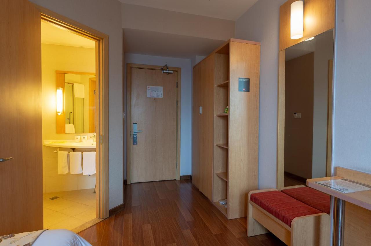 Ibis Hangzhou Huanglong Sports Center Hotel Exterior foto